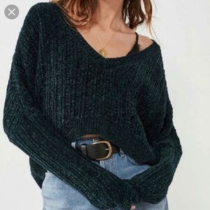 UO Silence + Noise Chenille Green Cropped Sweater